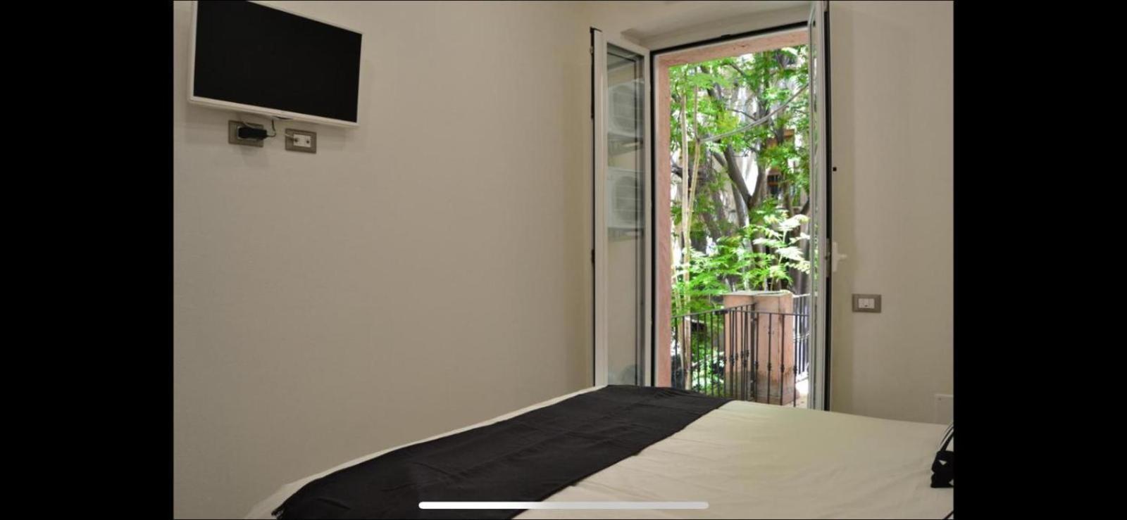 Angel Room Nel Corso Каляри Екстериор снимка