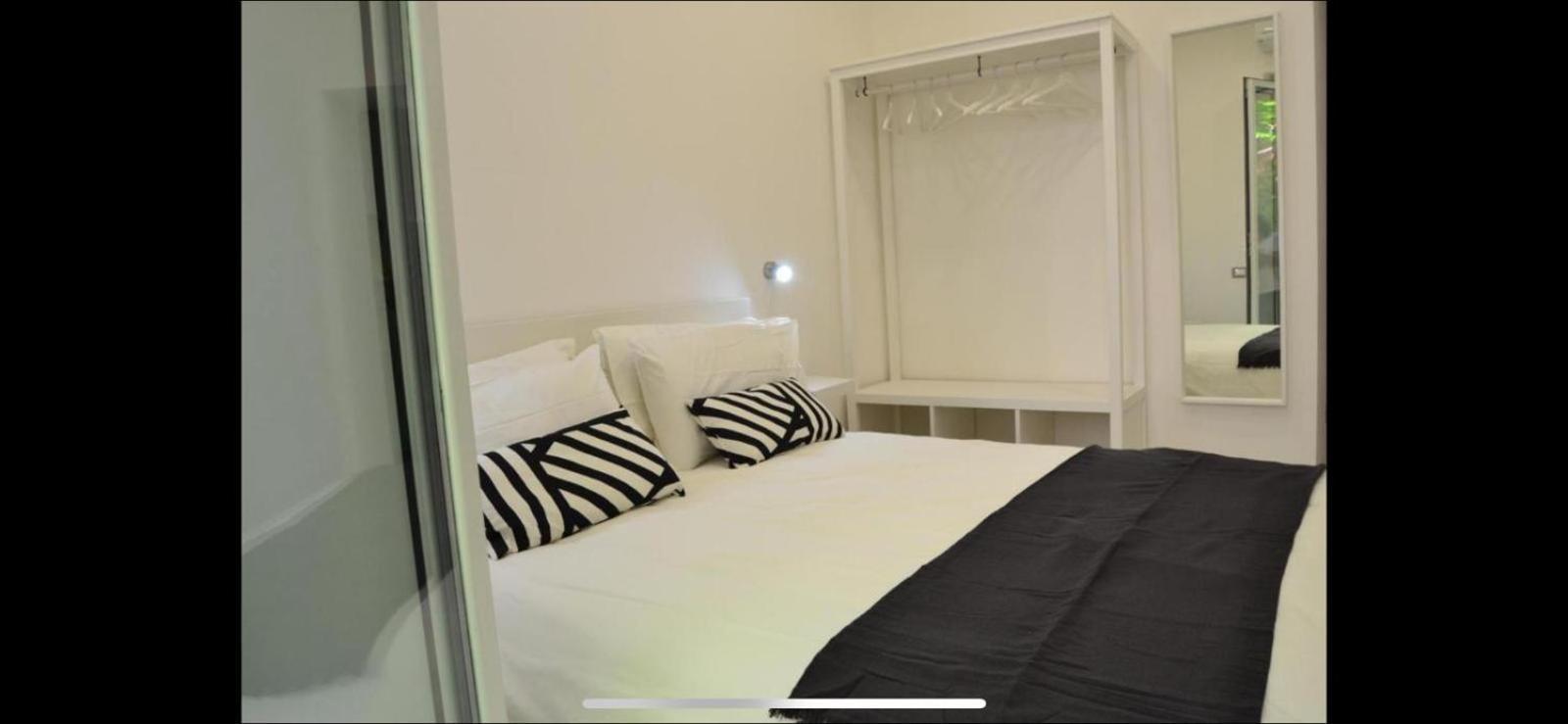 Angel Room Nel Corso Каляри Екстериор снимка